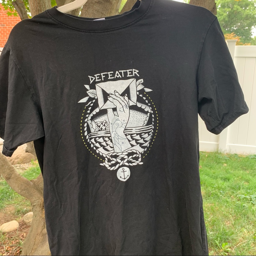 DEFEATER BAND TEE - TRADITIONAL SHIRT